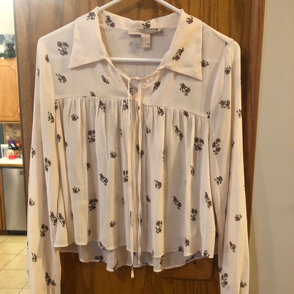 Pretty flowy top